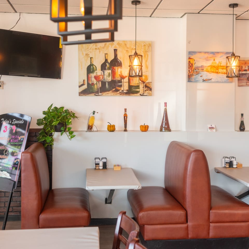 Spatola's dining booths