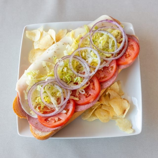 Italian Hoagie & Chips.